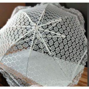 Darice Vintage Lace Parasol Umbrella, Vintage Lace with Flower Design - Opens to